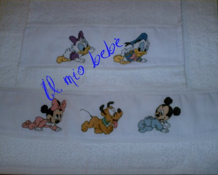 set asciugamani 1+1 DISNEY prezzo 30,00€ 